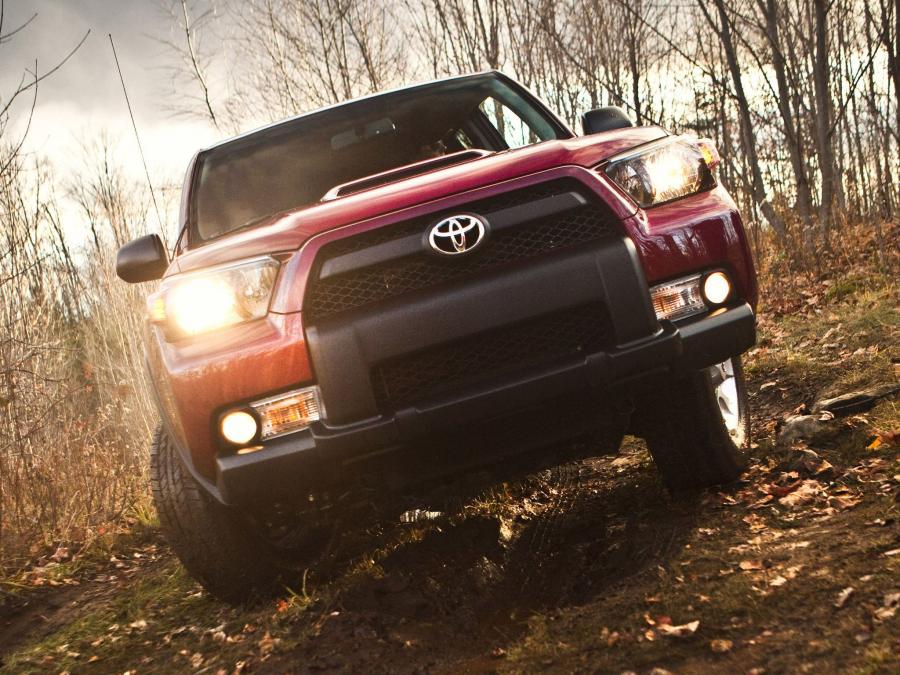  Toyota 4Runner Trail 2009 года  (фото 21 из 30)